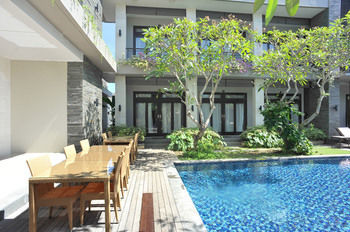 Airy Jimbaran Jepun 1 Sakura Bali Hotell Exteriör bild